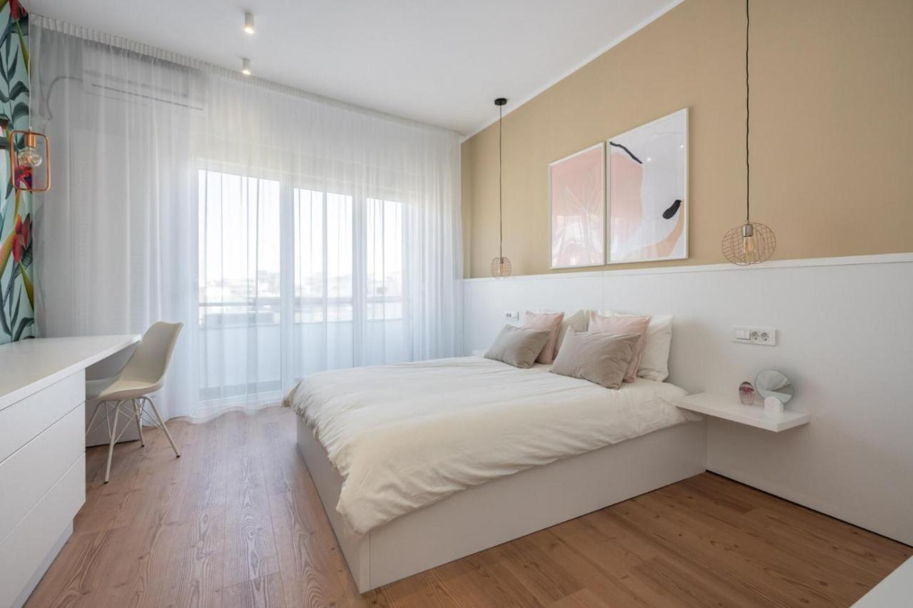 Fabulous Apartament With View In Calea Victoriei Букурещ Екстериор снимка