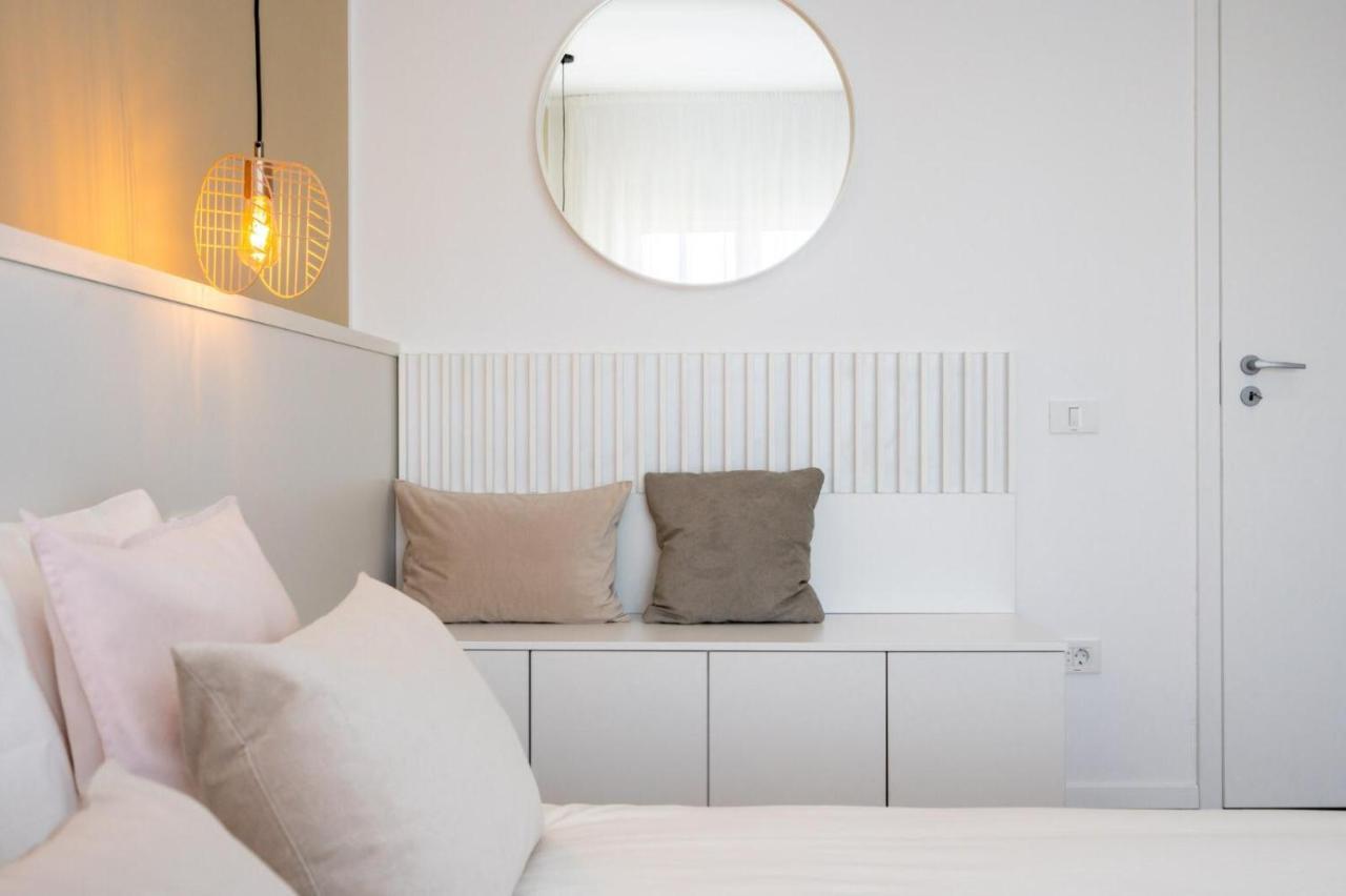 Fabulous Apartament With View In Calea Victoriei Букурещ Екстериор снимка